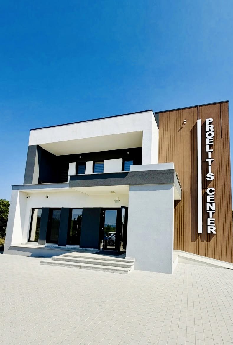 Clădirea PROELITIS Centru Medical — la ieșirea din Focșani înspre Odobești